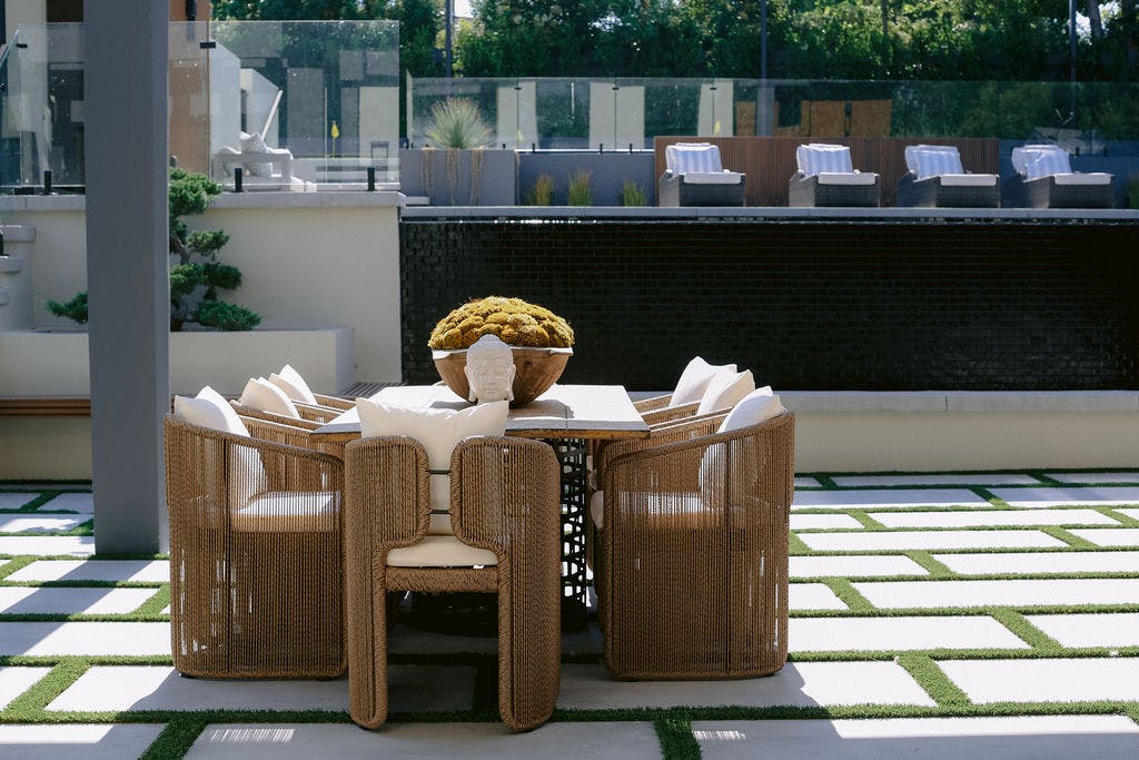 Meridith-Baer-Home-Home-Staging-California-Tampa-Modern-Outdoor